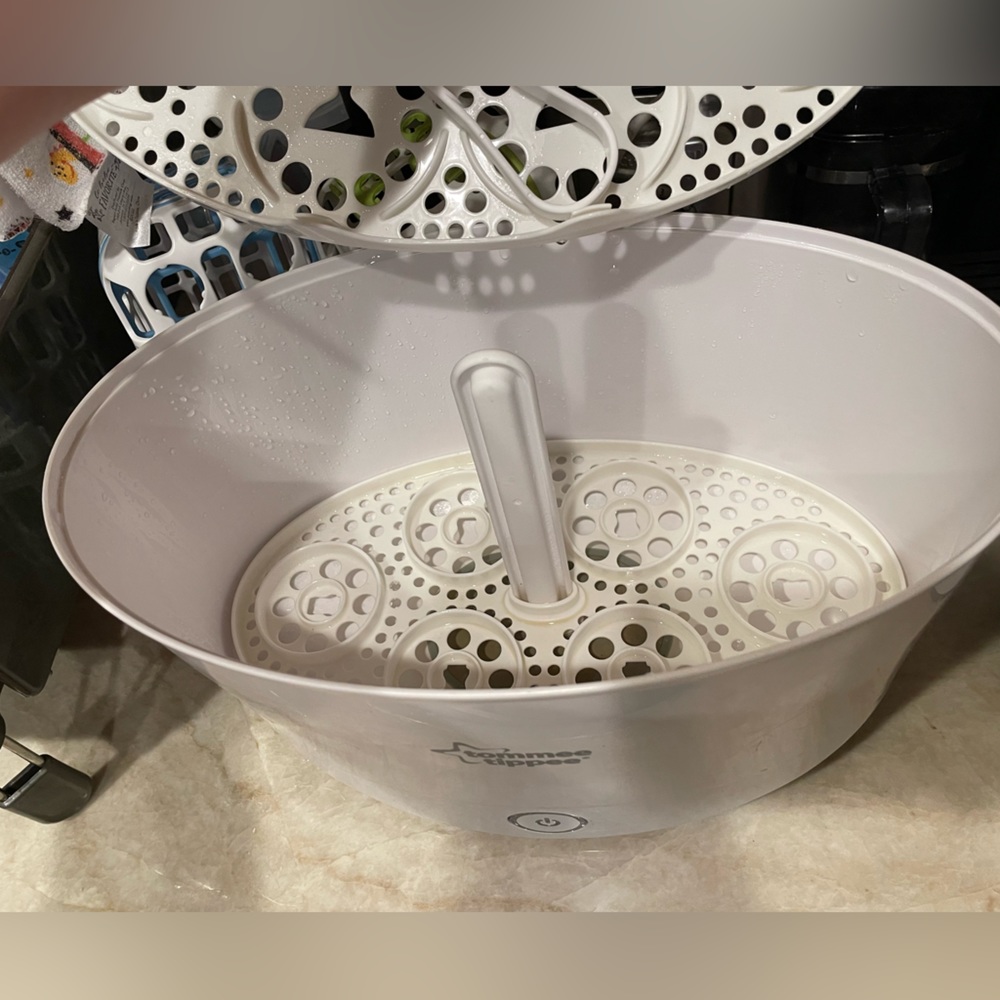 Tommee Tippee Bottle Sterilizer - Picture 3 of 4